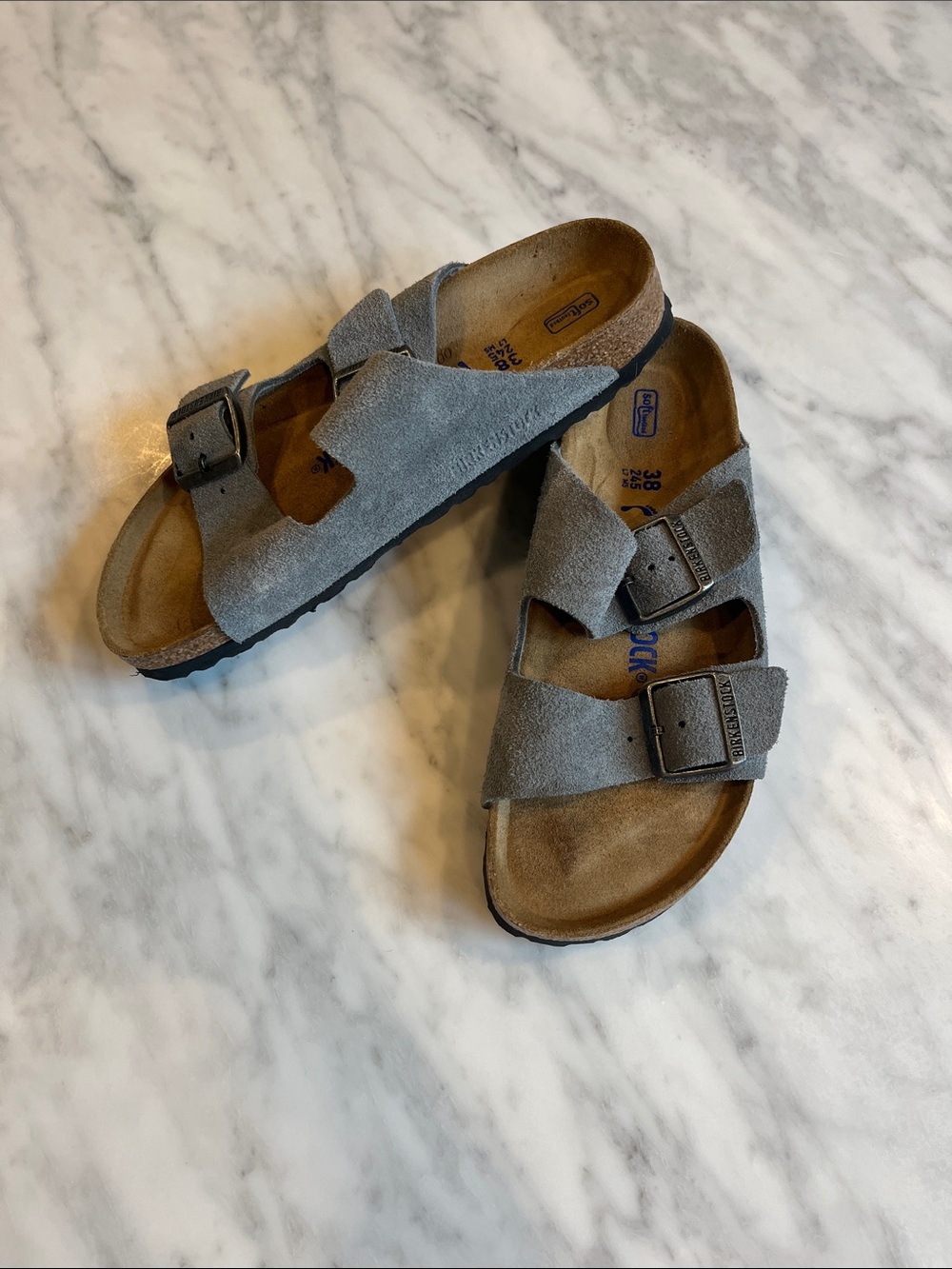 Birkenstock women’s ' Arizona Suede Sandals - Gray Suede Size 38